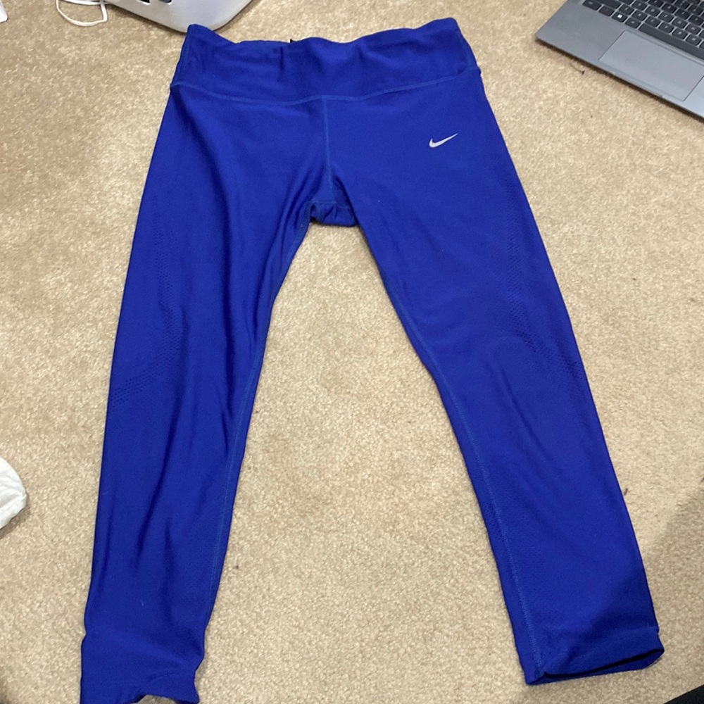 Nike Dry Fit Capri leggings